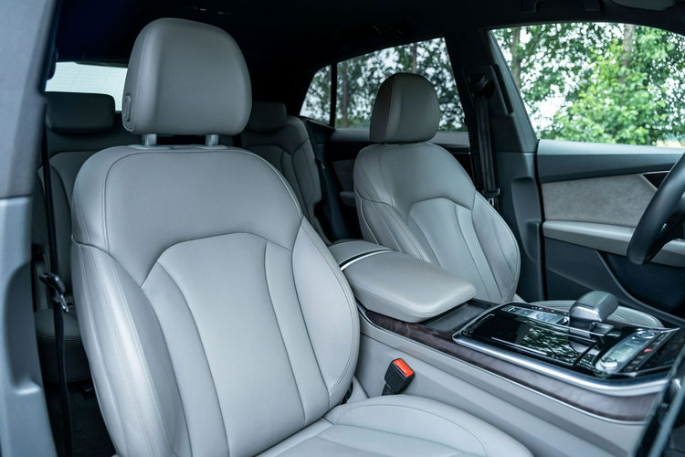 Audi Q8 zdjęcie 27