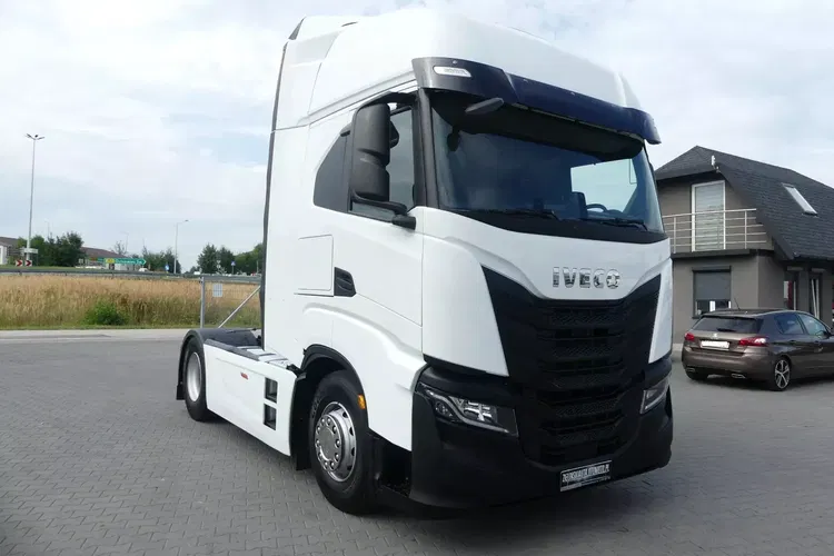 Iveco S WAY 460 / AUTOMAT / STANDARD / PEŁNE OSPOJLEROWANIE / zdjęcie 14