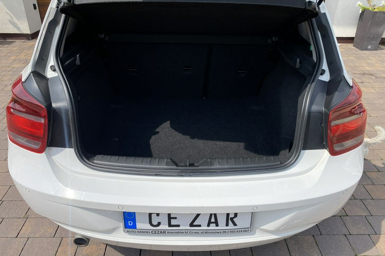 BMW 116 13r. 2.0 diesel jak nowa nowy rozrząd po serwisie nawigacja klimatroni zdjęcie 22