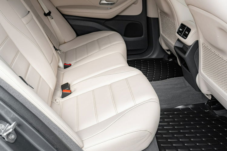 Mercedes GLE 350 GLE 350d 4MATIC Podgrz i wenty. f. Masaże Skóra Kamera 350 Salon PL zdjęcie 35