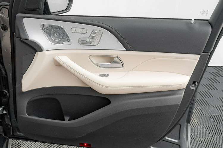 Mercedes GLE 350 GLE 350d 4MATIC Podgrz i wenty. f. Masaże Skóra Kamera 350 Salon PL zdjęcie 36