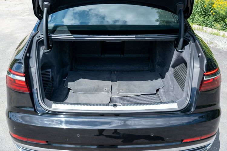 Audi A8 A8 LONG / 262 HP / SALON POLSKA / OSZCZĘDNY / DOCIĄGI DRZWI zdjęcie 17