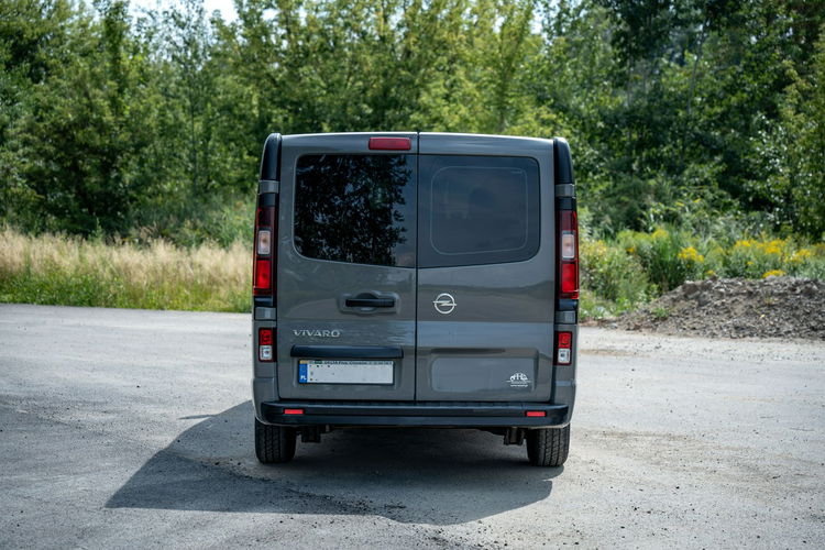 Opel Vivaro VIVARO / 1.6 DIESEL / 90HP / SZARY METALIK / 9 MIEJSC zdjęcie 3