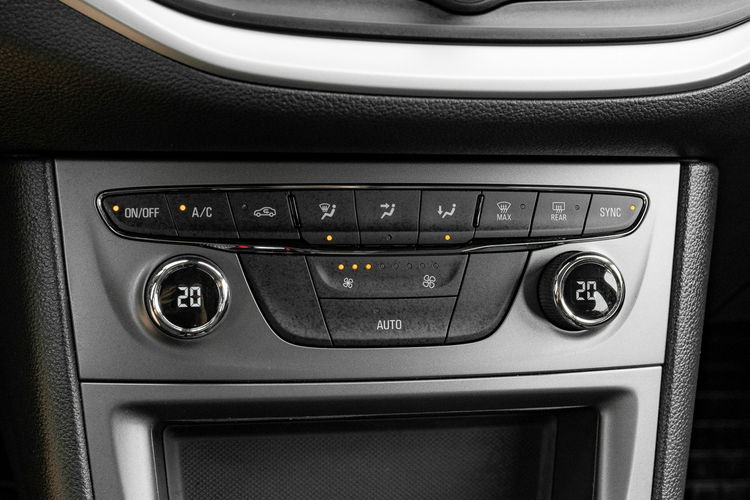 Opel Astra WD4011P # 1.2 T Edition Cz.cof Bluetooth 2 stref klima Salon PL VAT23% zdjęcie 20