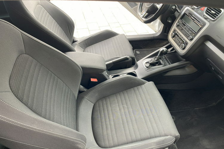 Volkswagen Scirocco 100% bezwypadkowy Bardzo zadbany - oryginalny przebieg zdjęcie 17