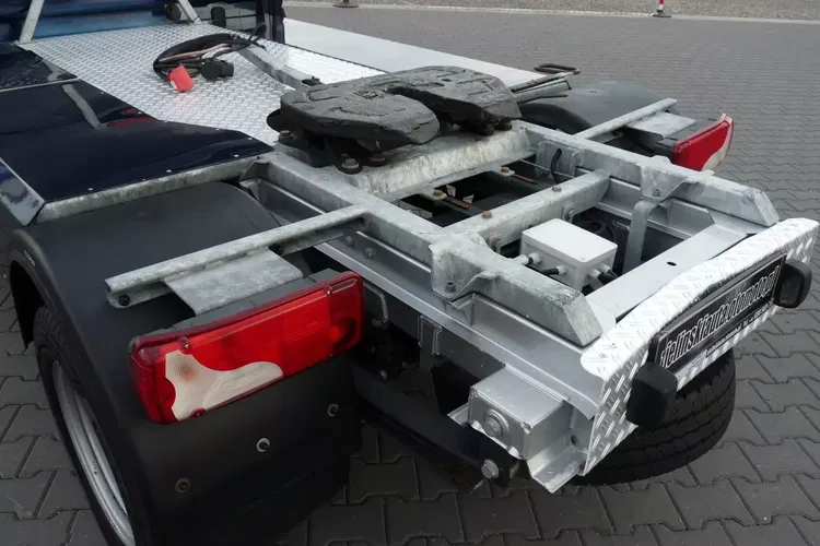 Volkswagen CRAFTER 2, 5L / CIĄGNIK SIODŁOWY / zdjęcie 5
