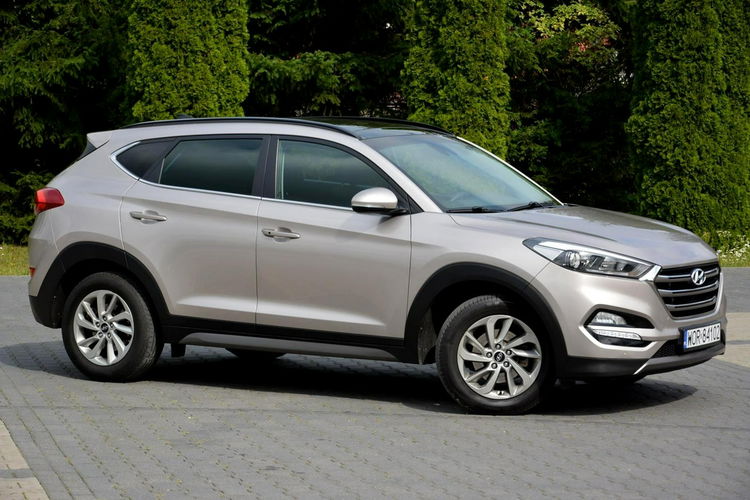 Hyundai Tucson 1.7CRD-I(141KM) Automat Panorama Ledy Duża Navi Kamera Klimatronic zdjęcie 10