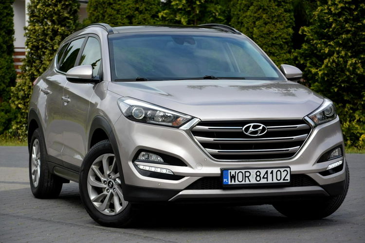 Hyundai Tucson 1.7CRD-I(141KM) Automat Panorama Ledy Duża Navi Kamera Klimatronic zdjęcie 8