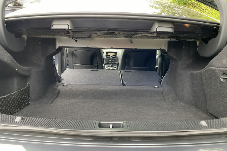 Mercedes C 180 Bardzo zadbana - 100% oryginalny przebieg.NOWY ROZRZĄD zdjęcie 13