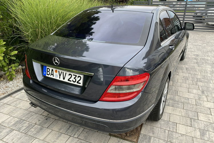 Mercedes C 180 Bardzo zadbana - 100% oryginalny przebieg.NOWY ROZRZĄD zdjęcie 20