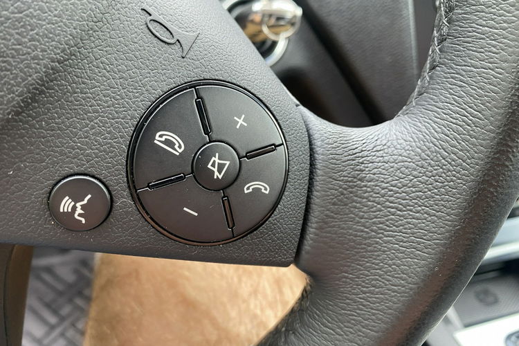 Mercedes C 180 Bardzo zadbana - 100% oryginalny przebieg.NOWY ROZRZĄD zdjęcie 28