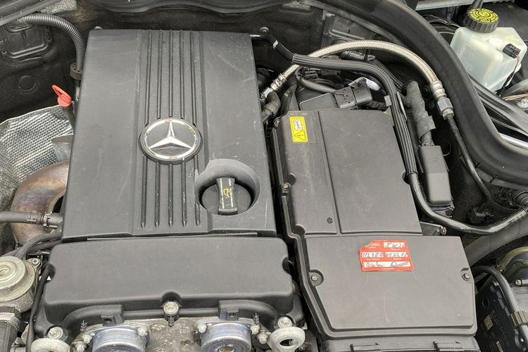 Mercedes C 180 Bardzo zadbana - 100% oryginalny przebieg.NOWY ROZRZĄD zdjęcie 38