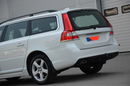 Volvo V70 Białe Zarejestrowane 2.4D5 185KM AWD Lift Serwis Skóra Parktronik zdjęcie 18