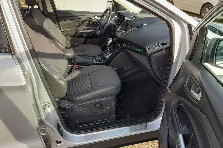 Ford Kuga 2017 r. Automat, wspomaganie parkowania zdjęcie 15