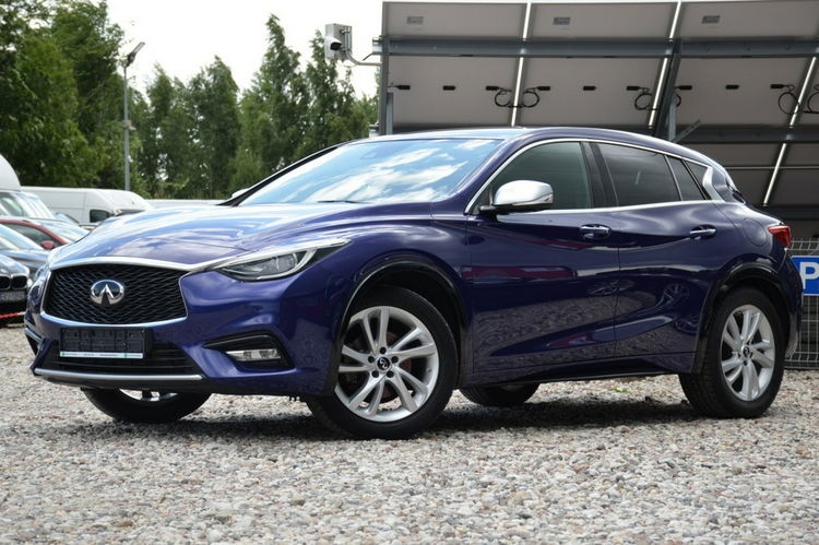 Infiniti Q30 Zarejestrowane 1.6i 122KM Serwis Led Kamera 360 Navi Skóra+Alcantara zdjęcie 27