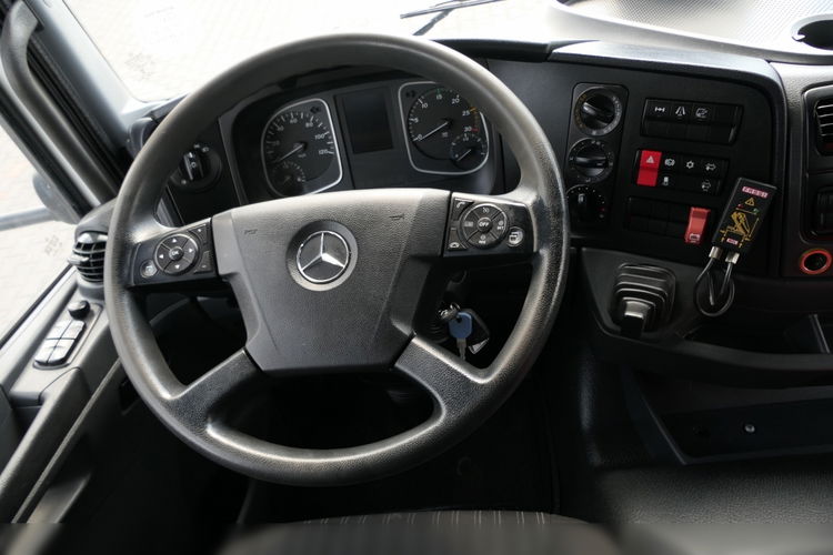 Mercedes ATEGO / 16 30 / E6 / SKRZYNIOWY + HDS FASSI F 155 / ADR / STEROWANIE RADIOWE zdjęcie 40