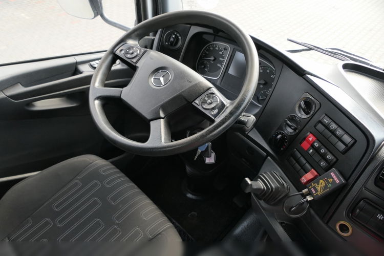 Mercedes ATEGO / 16 30 / E6 / SKRZYNIOWY + HDS FASSI F 155 / ADR / STEROWANIE RADIOWE zdjęcie 41