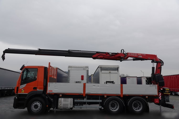 Iveco 420 / 6x2 / SKRZYNIOWY- 6, 5 M / HDS FASSI 185 - 10.4 M / E6 / OŚ PODNOSZONA zdjęcie 3