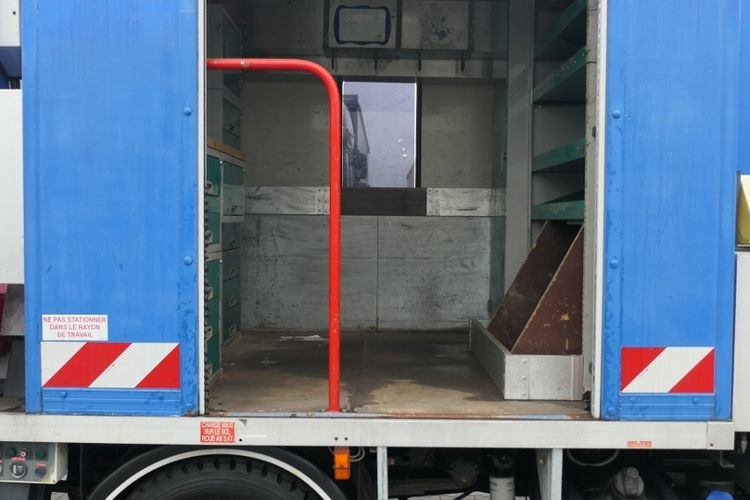 Iveco EUROCARGO 100E18 / WZWYŻKA / PODNOŚNIK KOSZOWY / 152 TPM - 15 Metrów / SPROWADZONY / zdjęcie 22