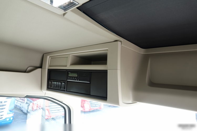 Volvo FMX 460 / 8x4 / WYWROTKA TYLNOZSYP / HYDROKLAPA / 2022 ROK / NOWY MODEL zdjęcie 43