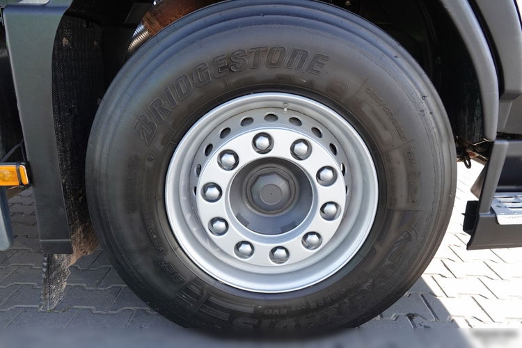 Volvo FM 330 / 6x2 / PLATFORMA- 6.3 m + HDS HIAB 422 / 15.4 M WYSIĘGU / MAX UDŹWIG 12 TON / MANUAL / OS PODNOSZONA /STEROWANIE RADIOWE zdjęcie 26