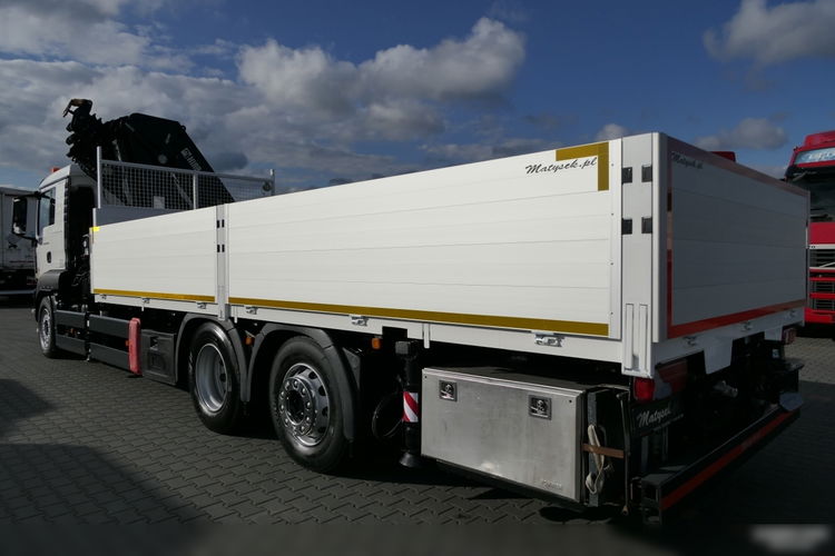 MAN TGS 26.400 / 6x2 / SKRZYNIOWY- 6.8 m + HDS HIAB 477 wysów: 15, 5 m / EURO 6 / OŚ PODNOSZONA / HDS ZA KABINĄ / STEROWANIE RADIOWE zdjęcie 19