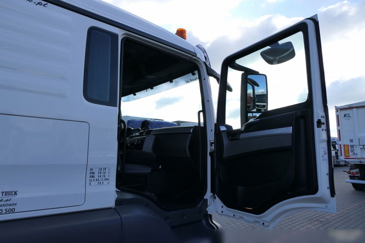 MAN TGS 26.400 / 6x2 / SKRZYNIOWY- 6.8 m + HDS HIAB 477 wysów: 15, 5 m / EURO 6 / OŚ PODNOSZONA / HDS ZA KABINĄ / STEROWANIE RADIOWE zdjęcie 46