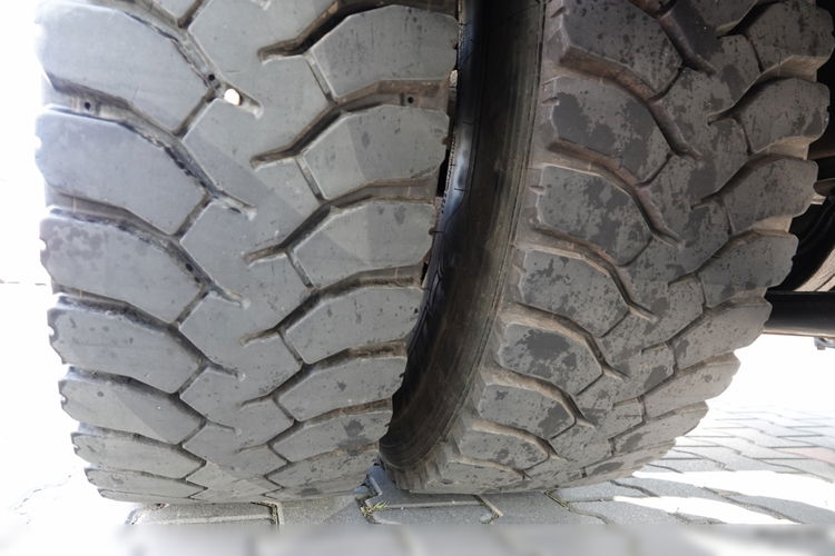 MAN TGS 18.400 / 4x4 / WYWROTKA - 4.7 M + HDS HIAB 111 wysów : 7.4 m / UAL / PALETOWY / STEROWANIE RADIOWE zdjęcie 27