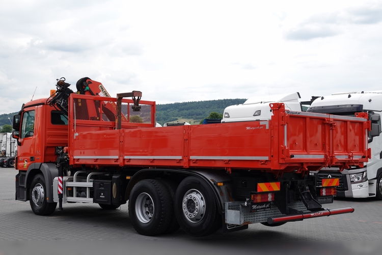 Mercedes ACTROS 2541 / 6x2 / WYWROTKA TYLNOZSYPOWA 6.2 M + HDS PALFINGER 18002 wysów: 12, 5 m / OŚ PODNOSZONA i SKRĘTNA / SPROWADZONY zdjęcie 11