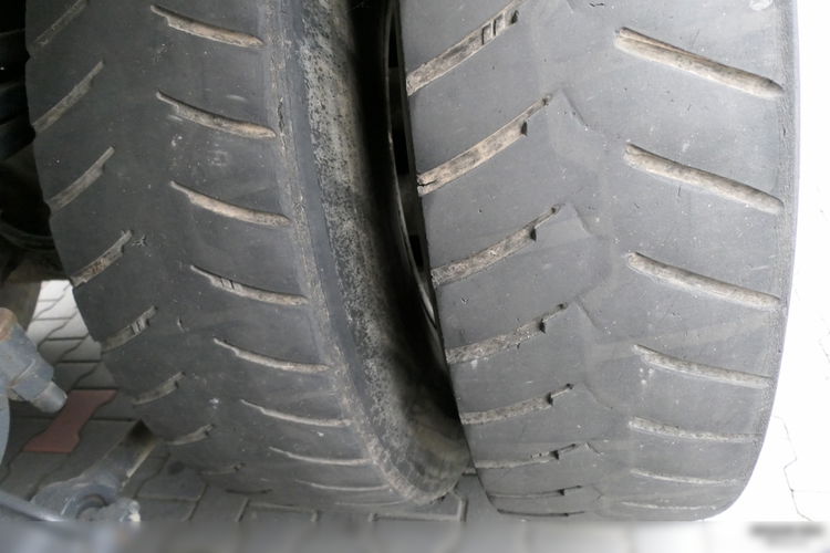 Mercedes ACTROS 3241 / POMPOGRUSZKA / BETONIARKA + POMPA SERMAC 24 M - 3Z24 / EURO 5 / STEROWANIE RADIOWE zdjęcie 24