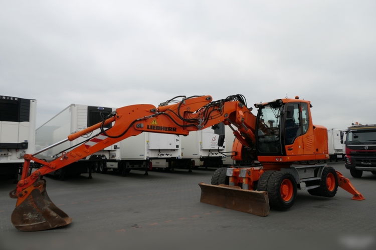 Liebherr A914 COMACT / KOPARKA KOŁOWA / KLIMATYZACJA / 2013 zdjęcie 4