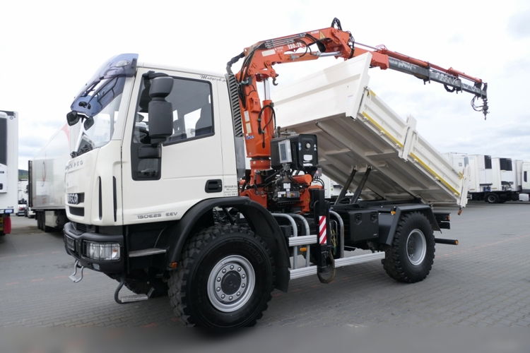 Iveco EUROCARGO 150E25 / 4X4 / WYWROTKA + HDS TEREX 120.2 E / DO ENERGETYKI / STEROWANIE RADIOWE / 67 TYS KM PRZEBIEGU zdjęcie 2