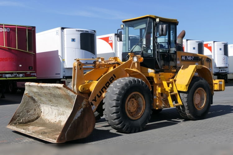 Hyundai HL770-7 / ŁADOWARKA KOŁOWA / SILNIK CUMMINS / CENTRALNE SMAROWANIE / KLIMATYZACJA / SPROWADZONA zdjęcie 18