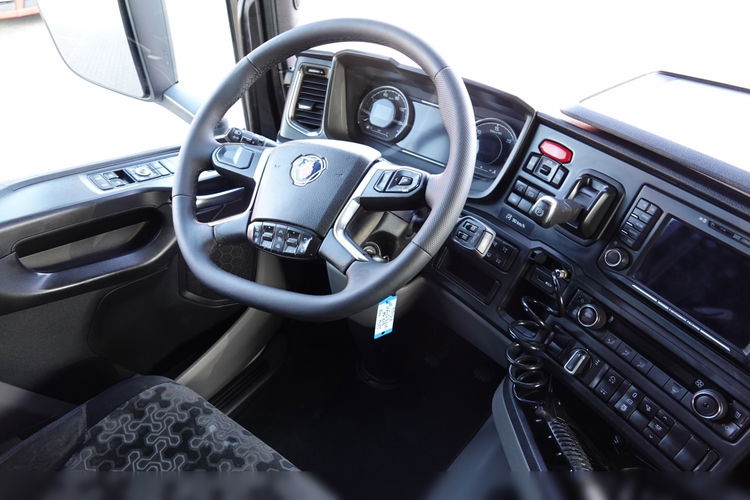 SCANIA R 450 / FIRANKA - 9.4 M / 6x2 / OS PODNOSZONA / RETARDER / 2020 ROK / SOLÓWKA / KLIMA POSTOJOWA / PO ZŁOTYM KONTRAKCIE  zdjęcie 36