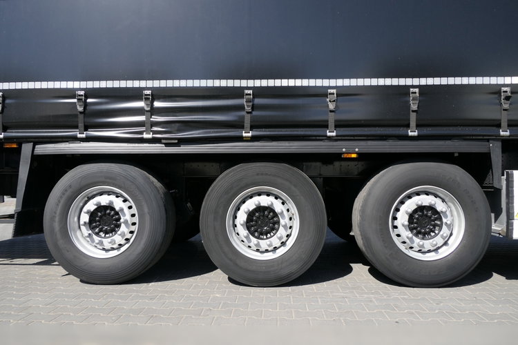 KRONE FIRANKA / 2021 rok / KOSZ NA PALETY / 2 osie podnoszone / STANDARD zdjęcie 10