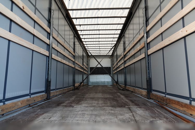SCHMITZ-CARGOBULL / FIRANKA / MEGA / PODNOSZONY DACH  HYDRAULICZNIE / LOW DECK  zdjęcie 18