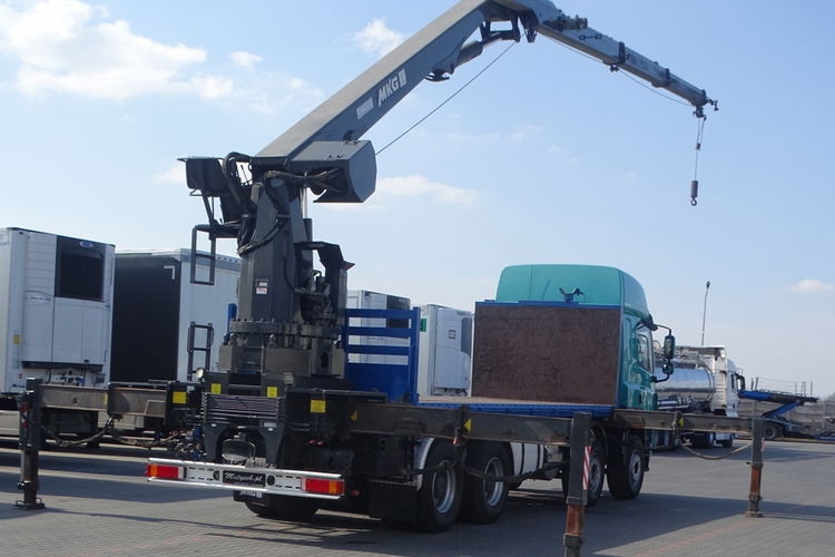 DAF CF 85.460 / 8X4 / PLATFORMA - 7.8 M + HDS MKG HMK 401 / DŹWIG / STEROWANIE RADIOWE / SIODEŁKO / MANUAL / Z NIEMIEC / zdjęcie 7