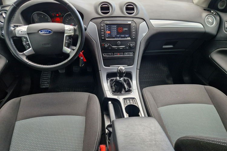 Ford Mondeo NAVI. Led. Grzana szyba -fotele zdjęcie 13