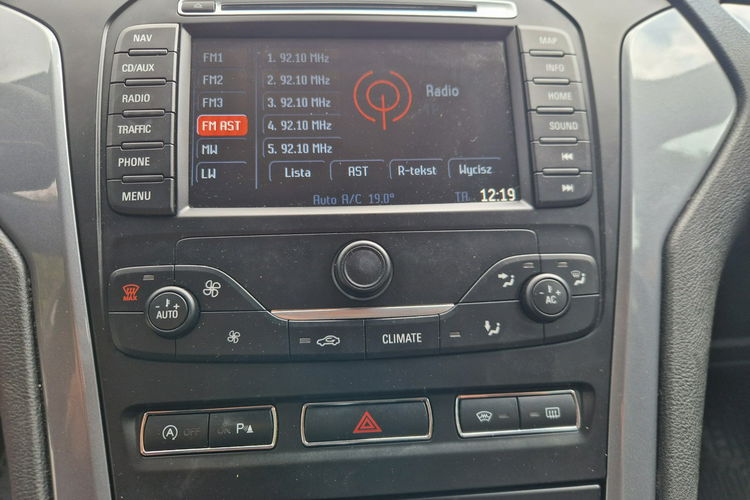 Ford Mondeo NAVI. Led. Grzana szyba -fotele zdjęcie 17