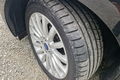 samochód osobowy Ford zdjęcie 25