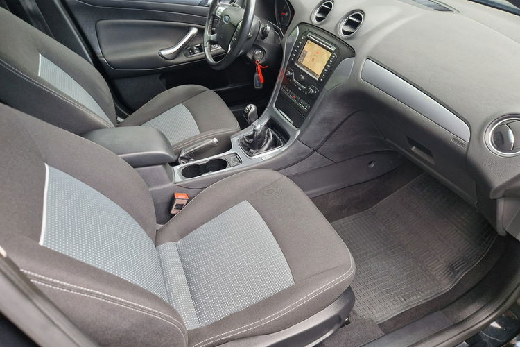 Ford Mondeo NAVI. Led. Grzana szyba -fotele zdjęcie 26