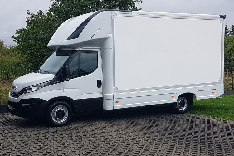 Iveco Daily KONTENER NISKOPODŁOGOWY 4.31x2.24x2.43 SKLEP KAMPER KLIMA FOODTRUCK zdjęcie 1