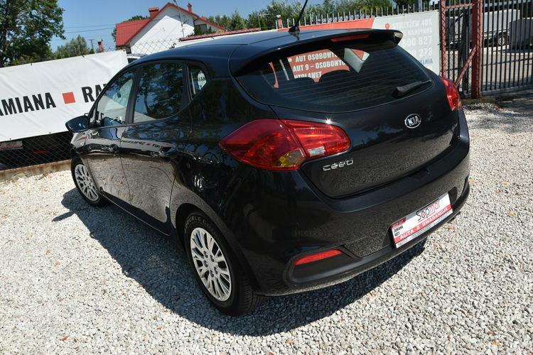 Kia Cee'd 1.4 BENZYNA 99KM 2013r. Klima LED TEMPOMAT Bluetooth zdjęcie 17
