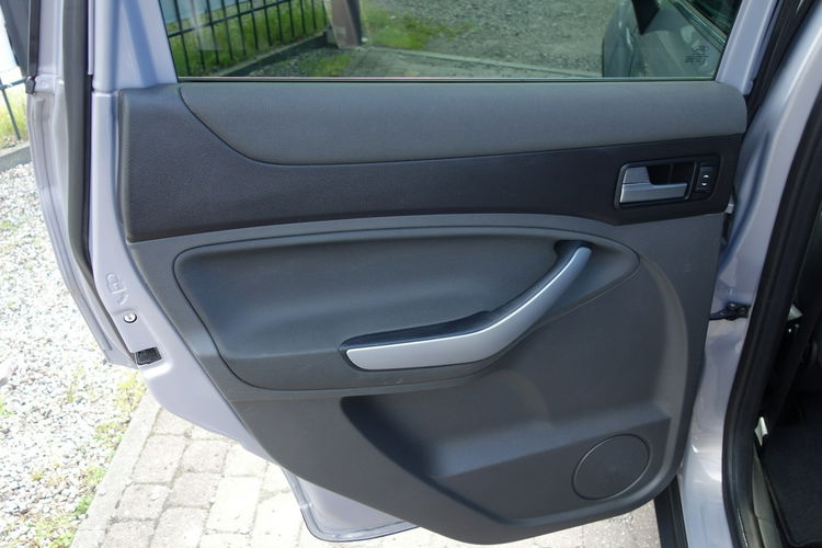 Kuga Ford Kuga 2012r 2.0 diesel 140km 5 lat w jednych rękach zadbana zdjęcie 10