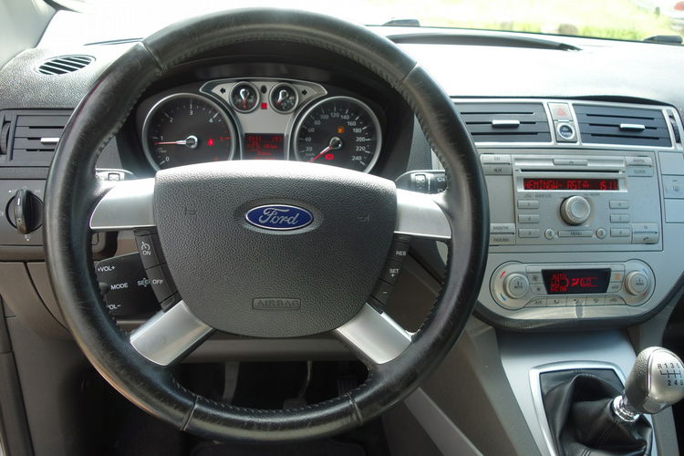 Kuga Ford Kuga 2012r 2.0 diesel 140km 5 lat w jednych rękach zadbana zdjęcie 19