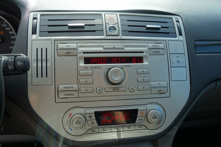 Kuga Ford Kuga 2012r 2.0 diesel 140km 5 lat w jednych rękach zadbana zdjęcie 20