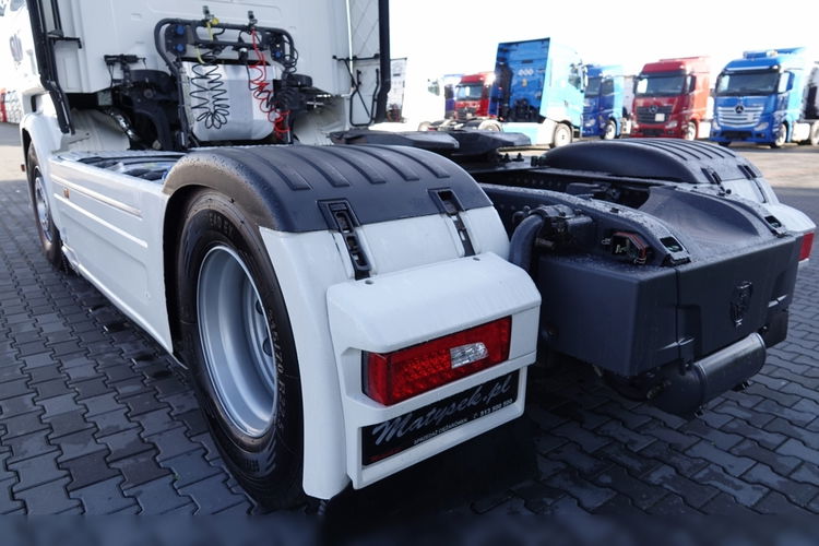 Scania R 580 / V8 / RETARDER / NAWIGACJA / KLIMATYZACJA POSTOJOWA / EURO 6 zdjęcie 30