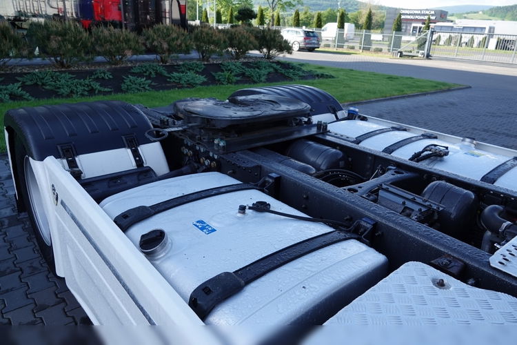 Scania R 580 / V8 / RETARDER / NAWIGACJA / KLIMATYZACJA POSTOJOWA / EURO 6 zdjęcie 36