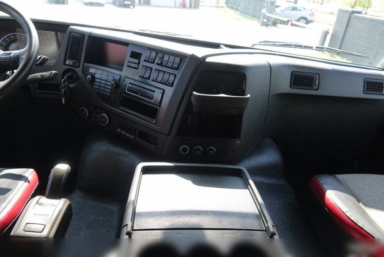 Volvo FMX 540 /4x4/ RETARDER / HYDRAULIKA / SPROWADZONY zdjęcie 31