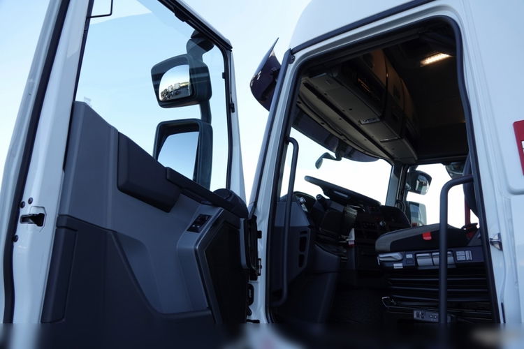 Renault T 460 / PEŁNY ADR / RETARDER / SPROWADZONA / EURO 6 zdjęcie 26